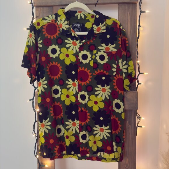 70s Inspired Button DOwn Shirt By Super Massive (Size Medium) - Picture 5 of 8